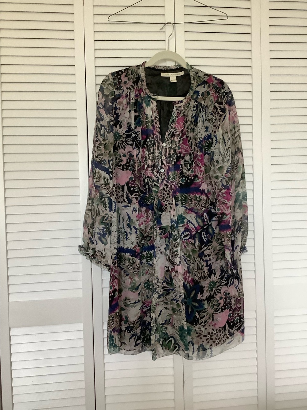 DVF Floral Chiffon V-Neck Dress - black/fuschia/green floral